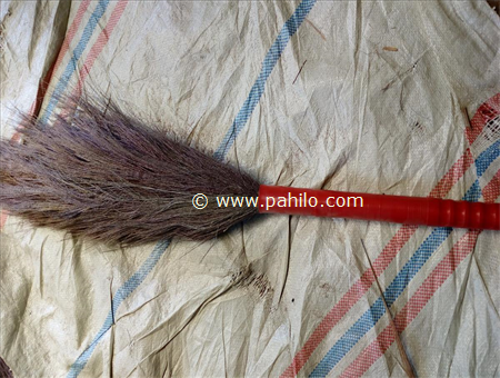 Pipe Broom